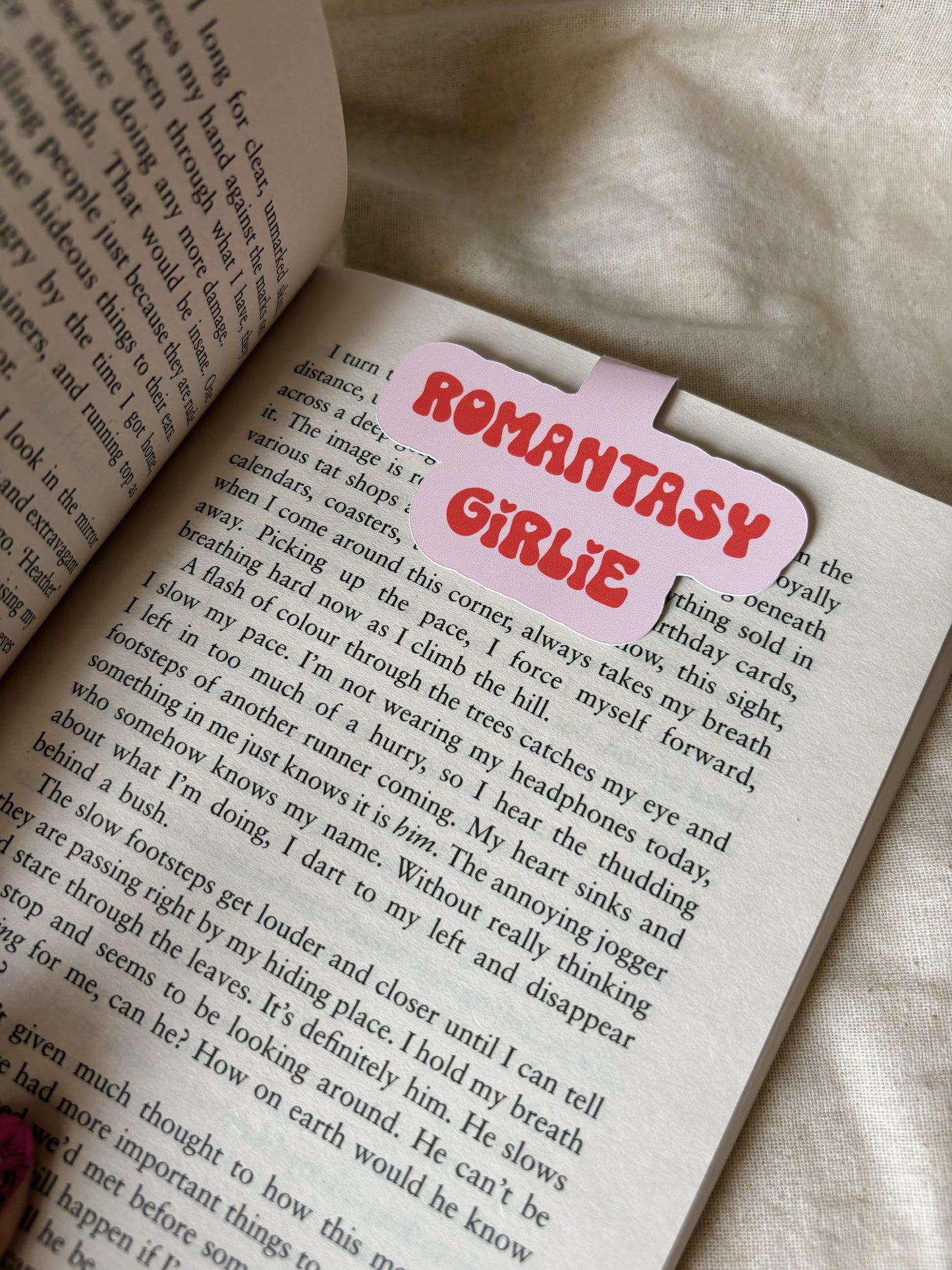 Romantasy Girlie Magnetic Bookmark